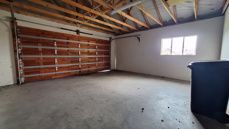 3 Bedroom Property for Sale in Waterkloof A H North West